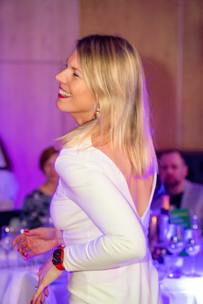 “Love Is in the Air” Dinner and Party