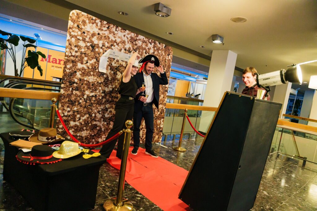 Gala Dinner by Garcia Carrion and Awards Night